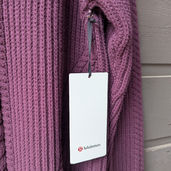 NWT Bring the Cozy Turtleneck Sweater Burgundy Cable Knit Size 12 - Picture 5 of 10